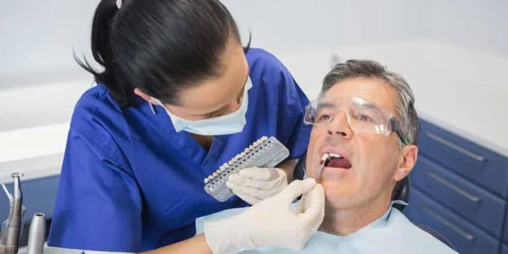patient en traitement chez le dentiste